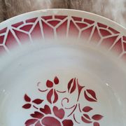 16 assiettes creuses anciennes dépareillées 
