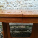 Scandinavian table