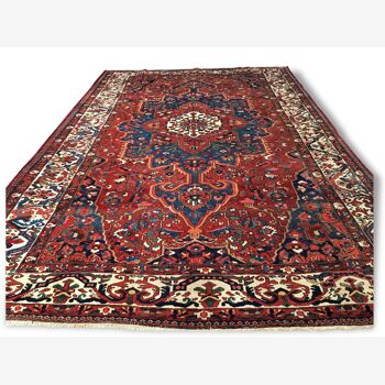 Oriental rug: former bakhtiari, 490 x 325