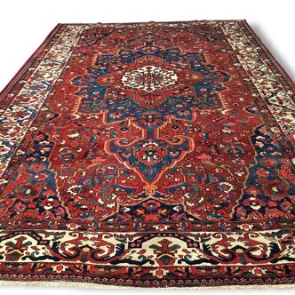 Oriental rug: former bakhtiari, 490 x 325