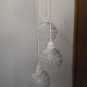 Suspension cascade three globes in cut glass vintage and pink wire