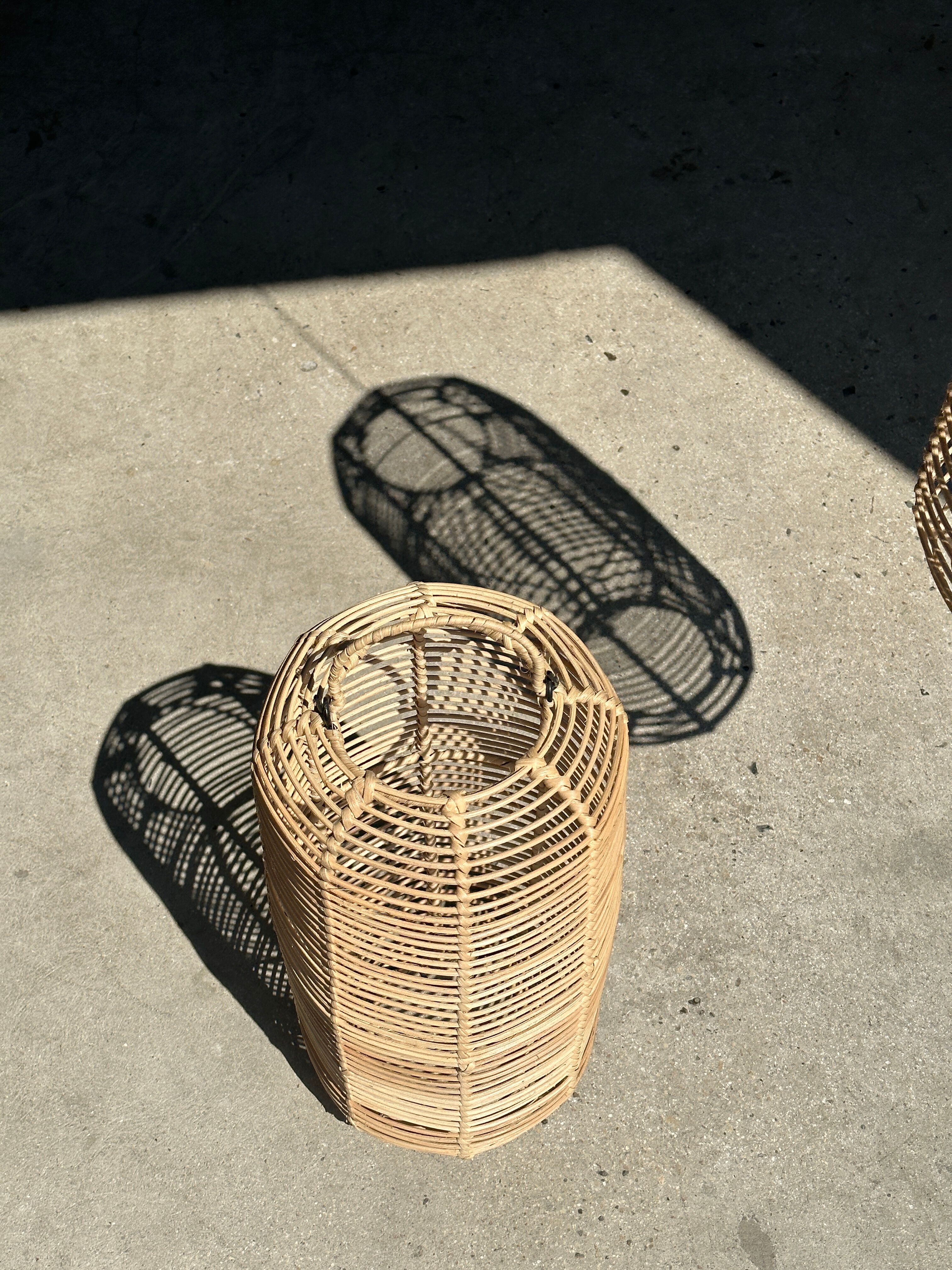 Large lantern-shaped rattan pendant lamp H50 D24