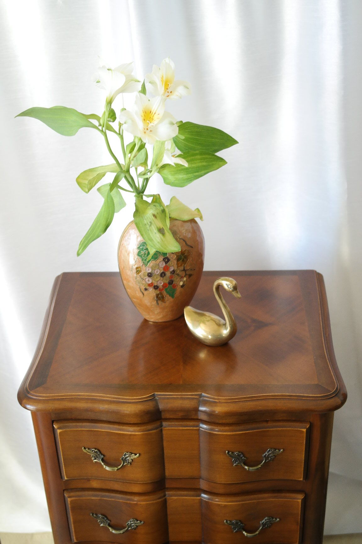 Chiffonnier style Louis XV cherry in marquetry