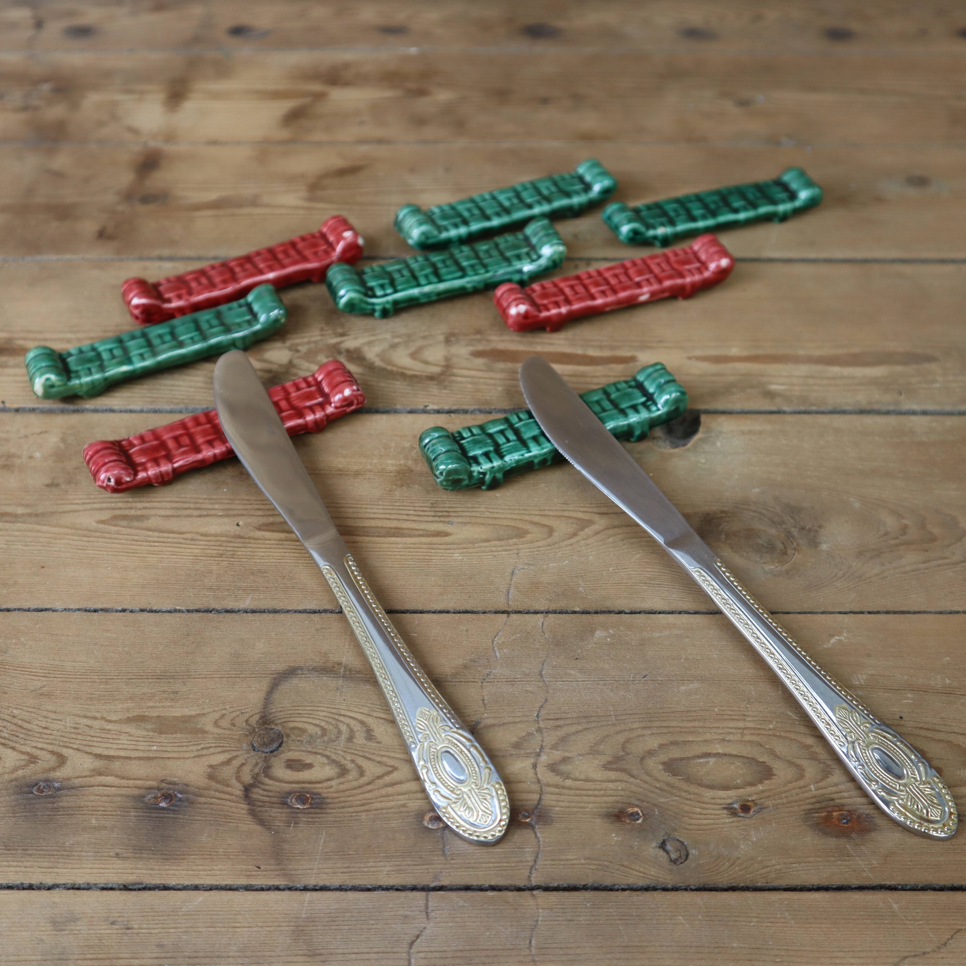 Set of 8 lonchamp france knife holders in barbotine