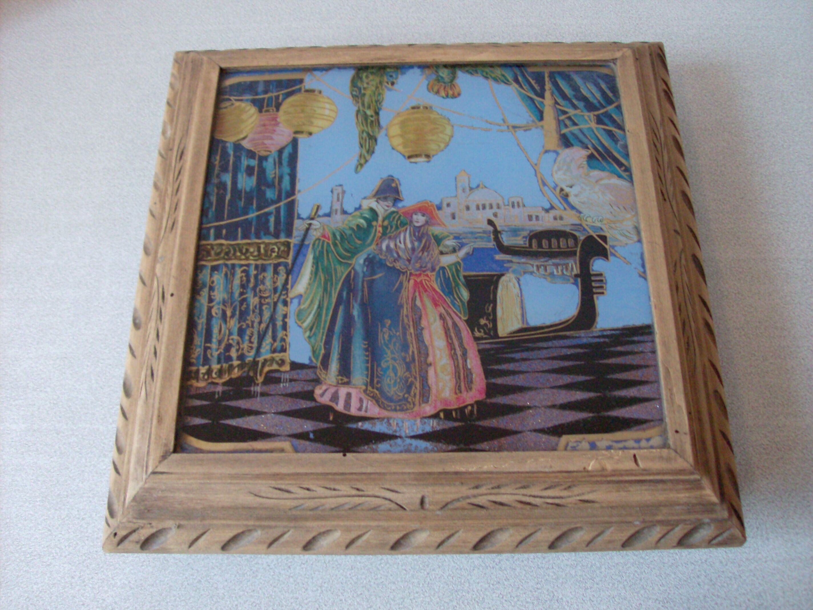 Old trifle music box Art Deco glass décor Carnival of Venice parrot