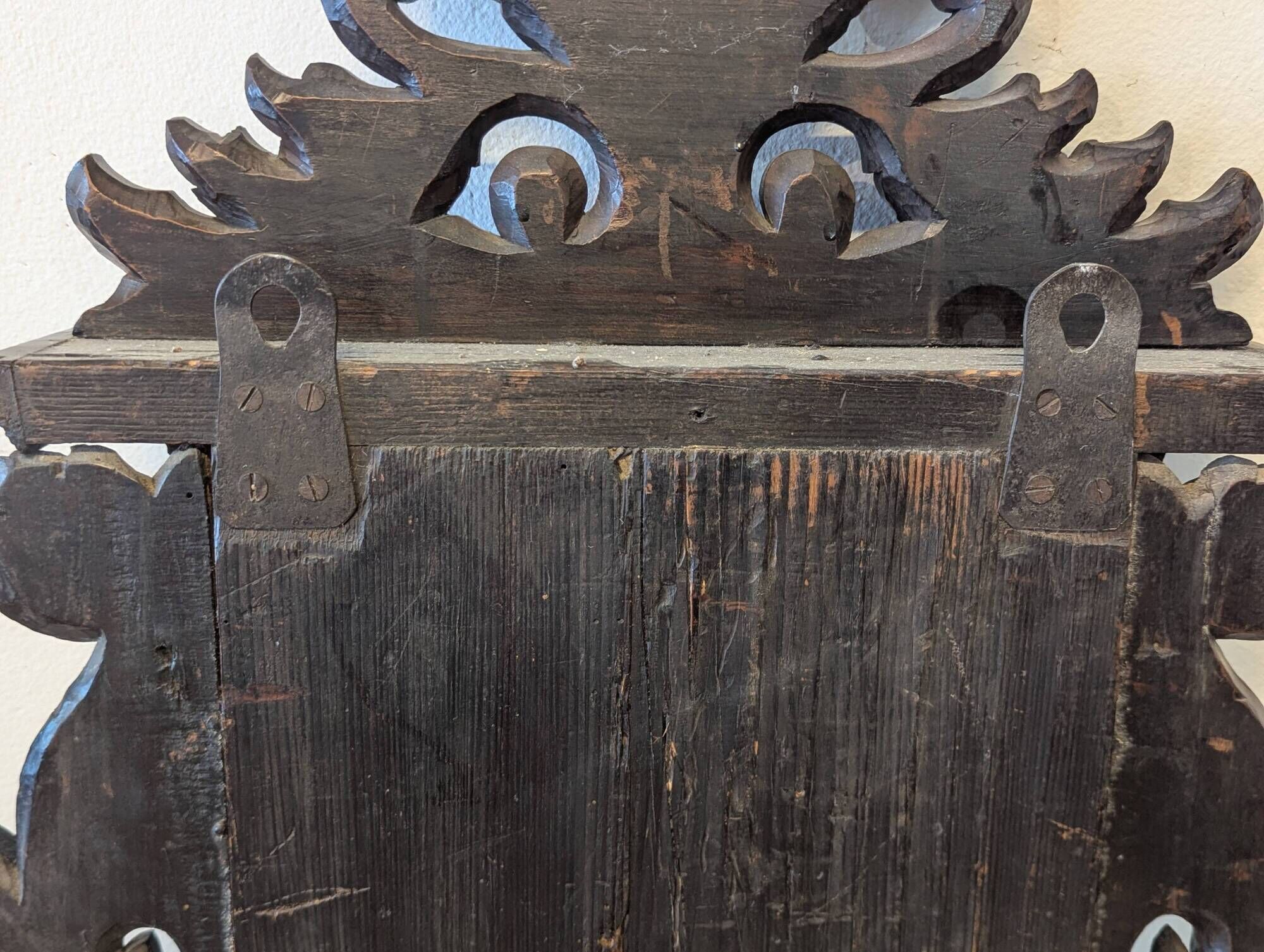 Large Flemish neo-Renaissance wall mirror in carved wood – late 19th century