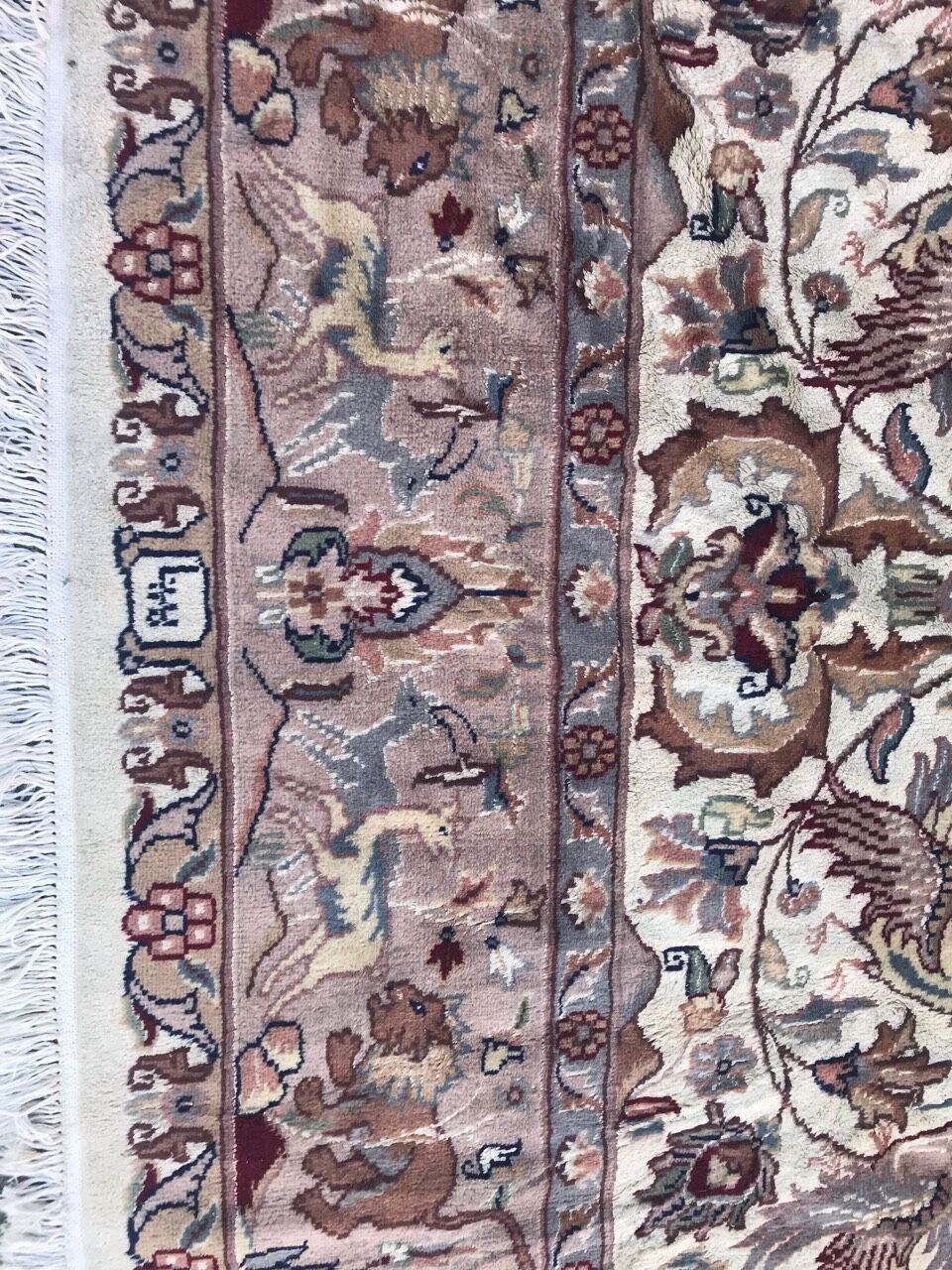 Pakistani carpet wool and silk handmade 190x295 cm