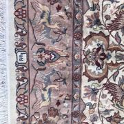 Pakistani carpet wool and silk handmade 190x295 cm
