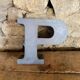 Lettre métal P