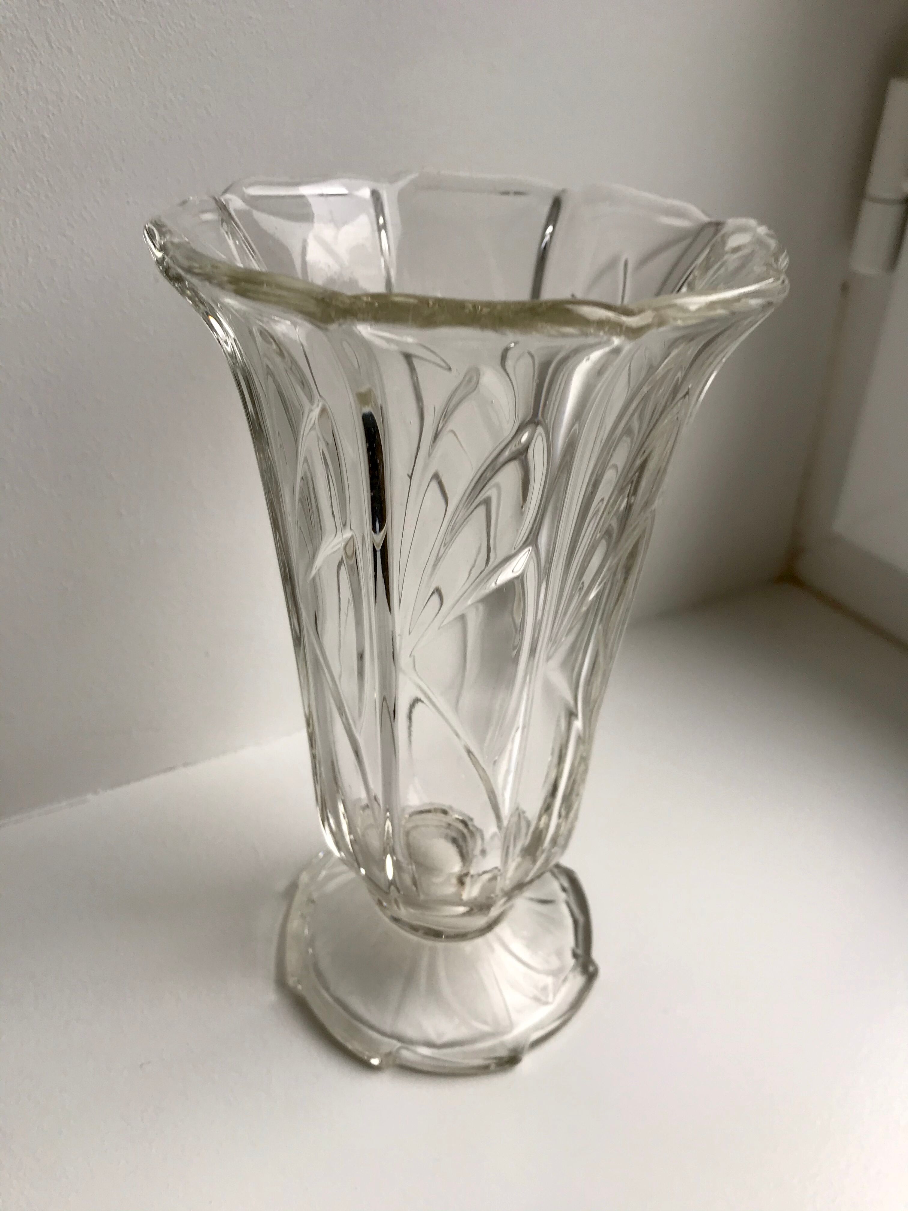 60s glass vase