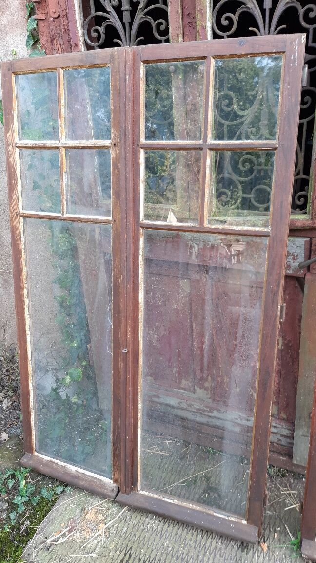 Set of old windows