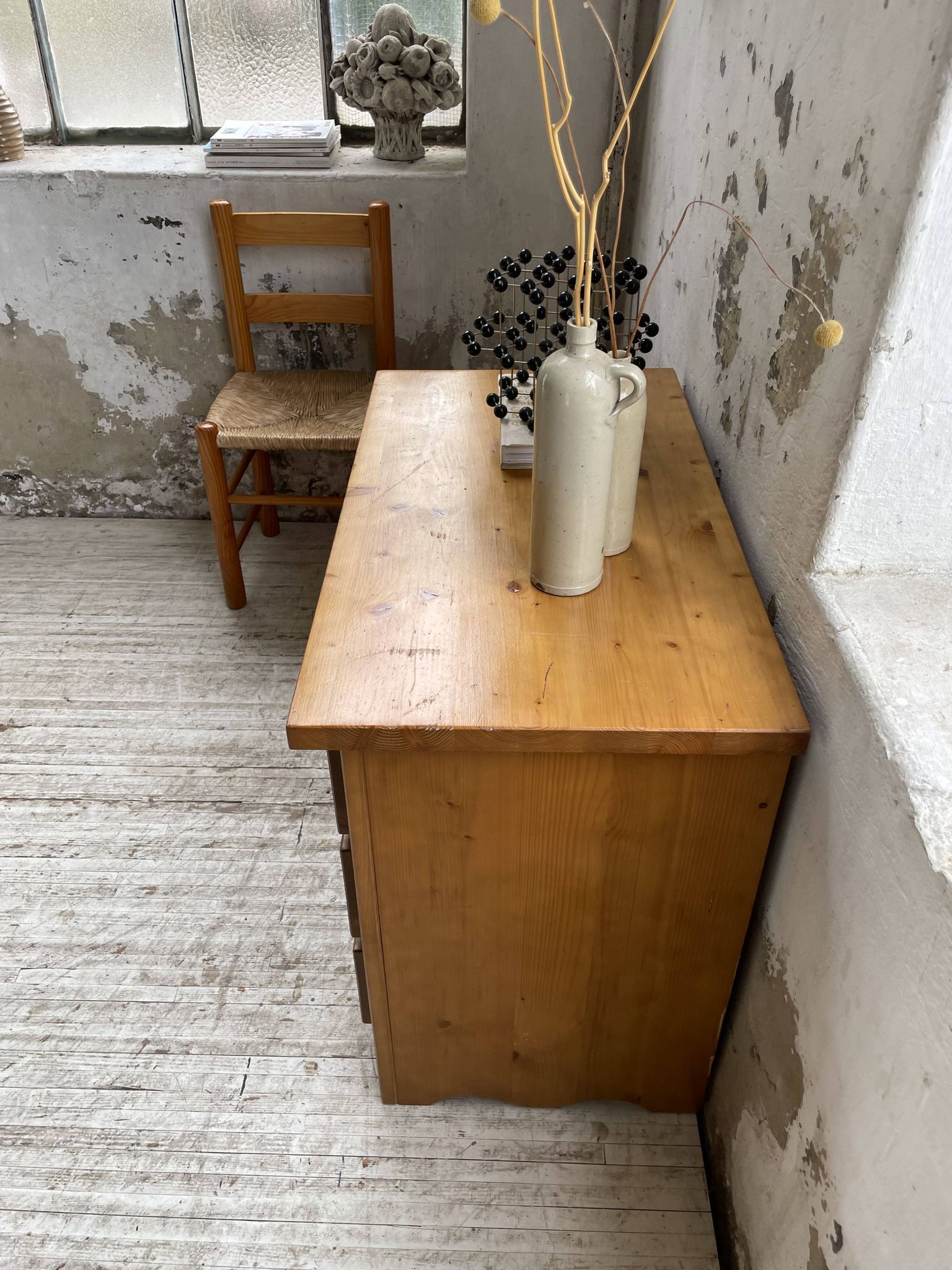 Commode en pin années 80 mobilier montagne