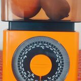 Teraillon scale orange year 1976