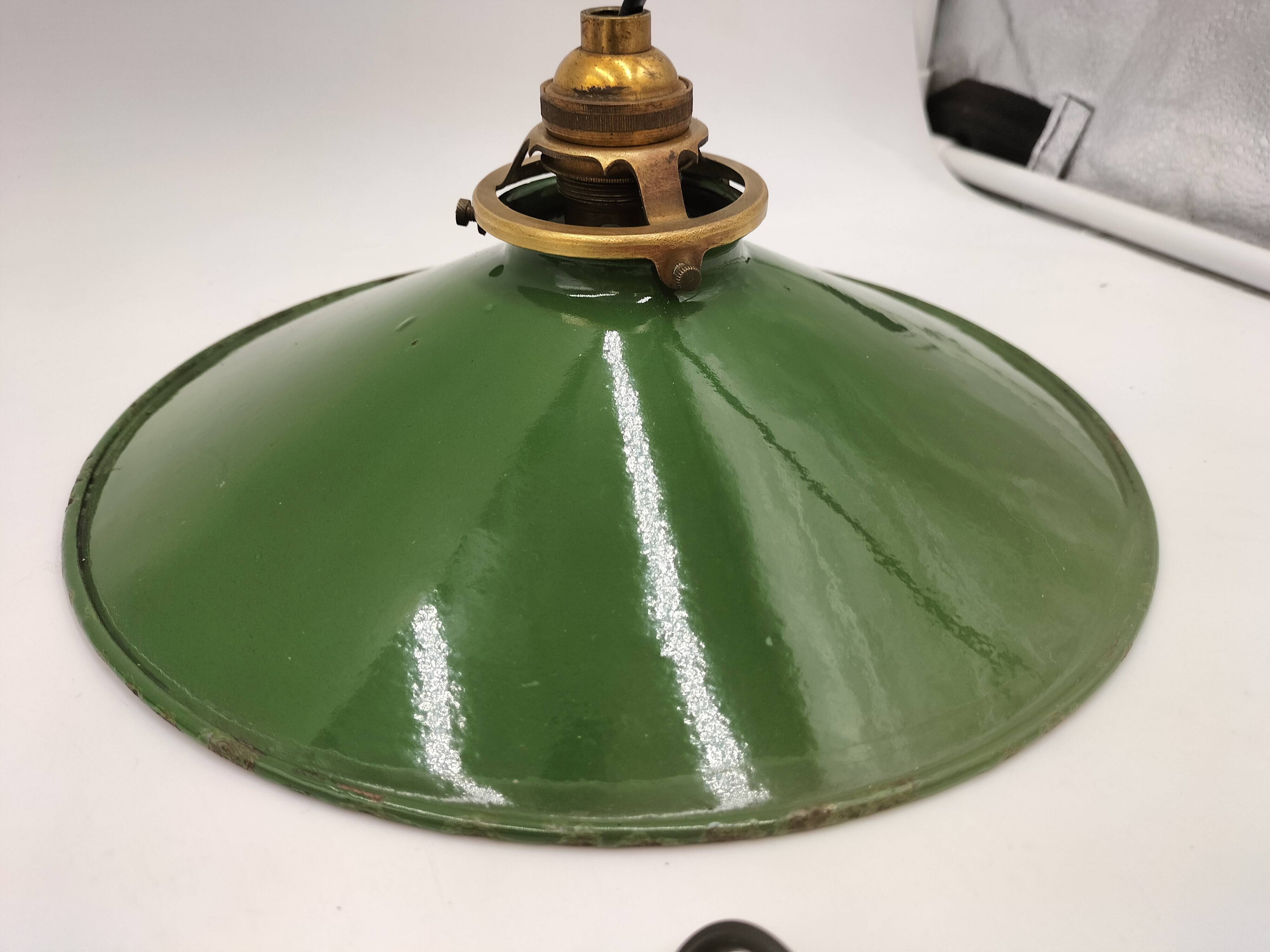 Enameled sheet metal pendant lights