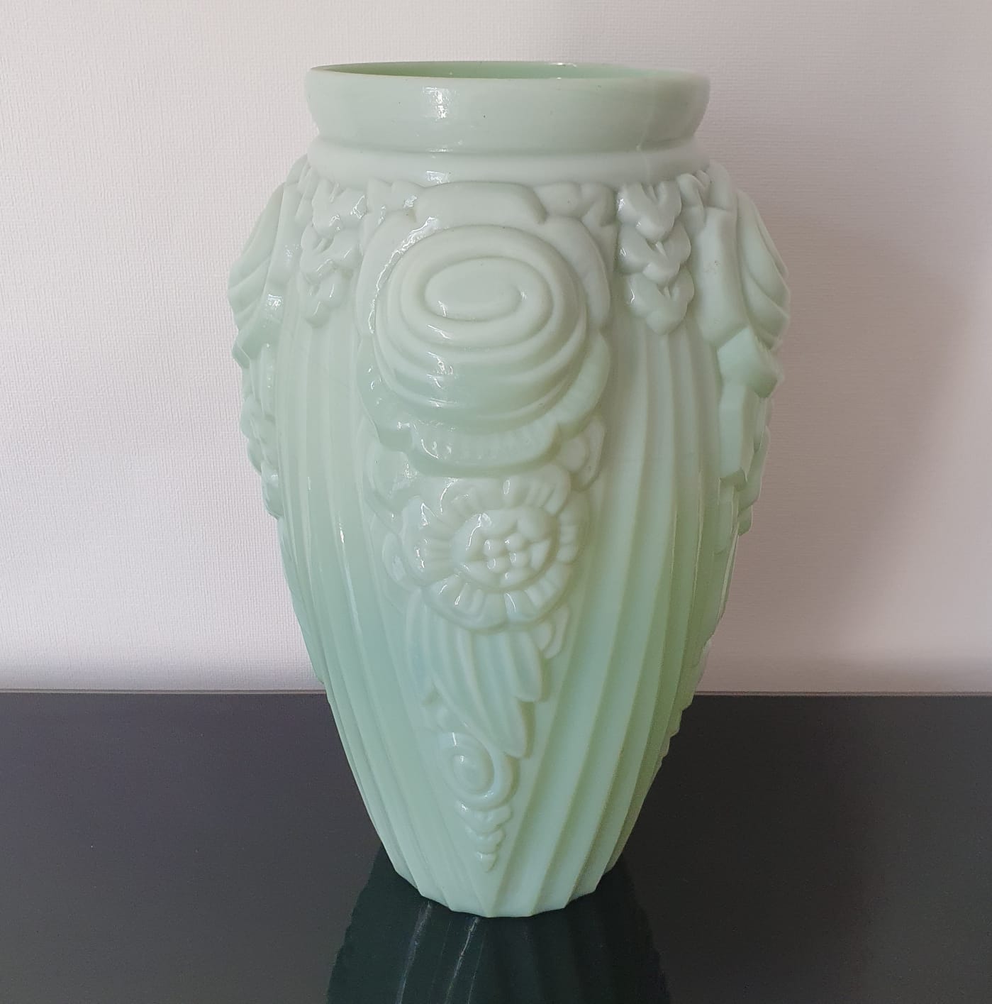Vase en opaline Art Deco
