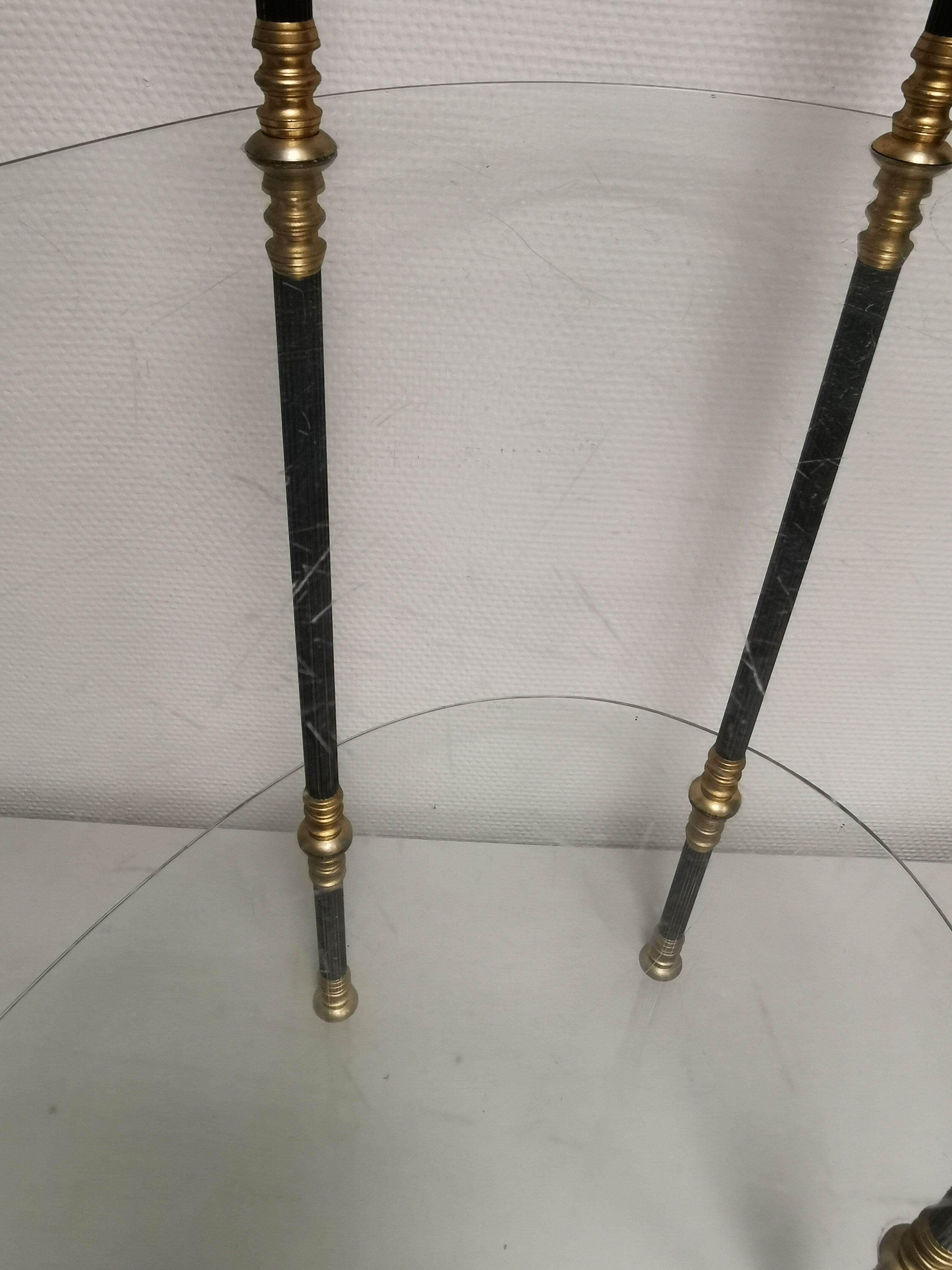 Vintage display 1950 / 1960 , side kidney table , glass shelves