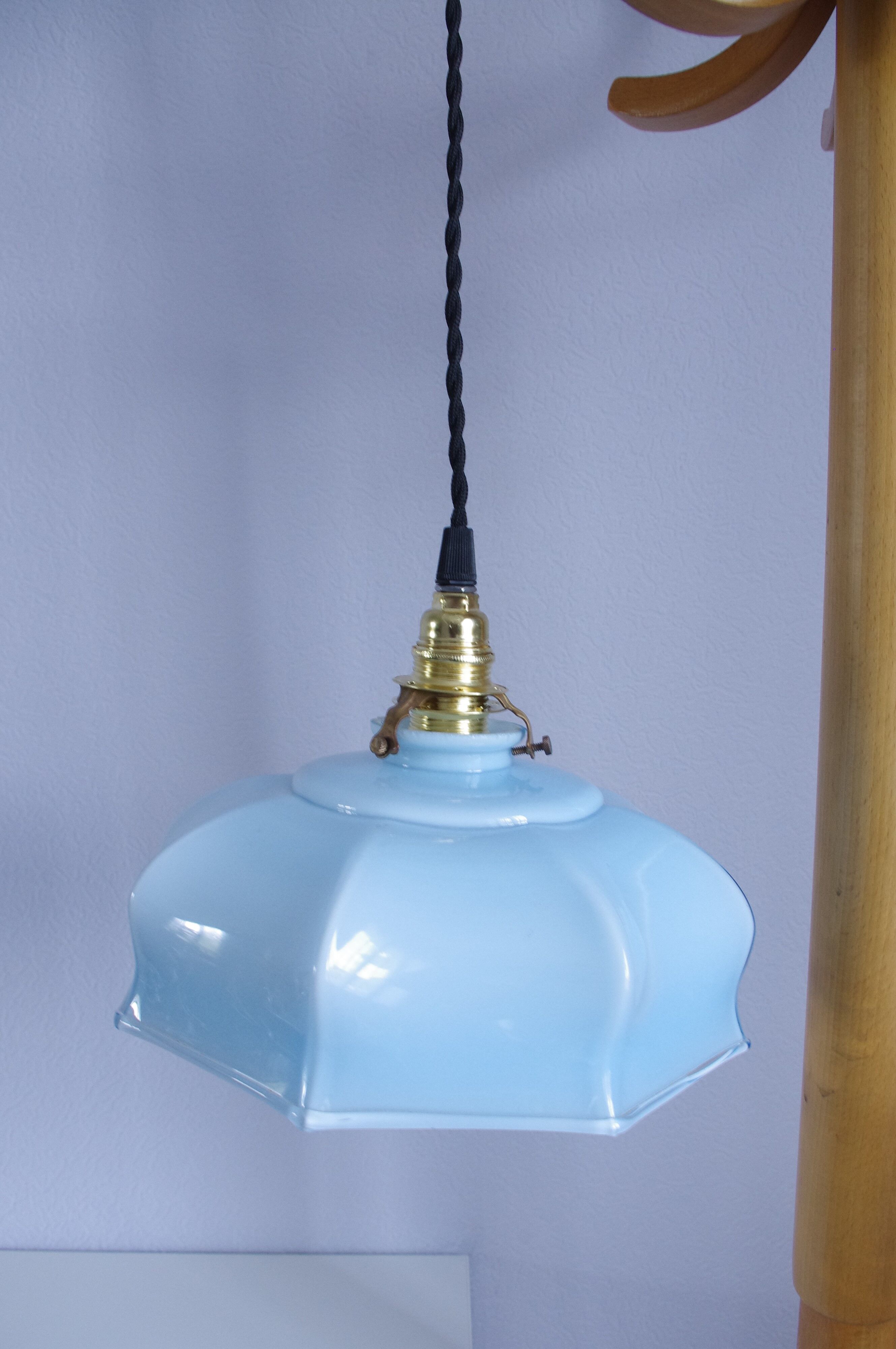 Hanging lamp in blue opaline