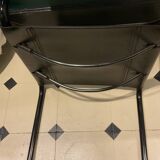 2 chaises   en cuir  style bauhaus