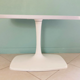 Table basse multicouleur années 60 avec pied tulipe