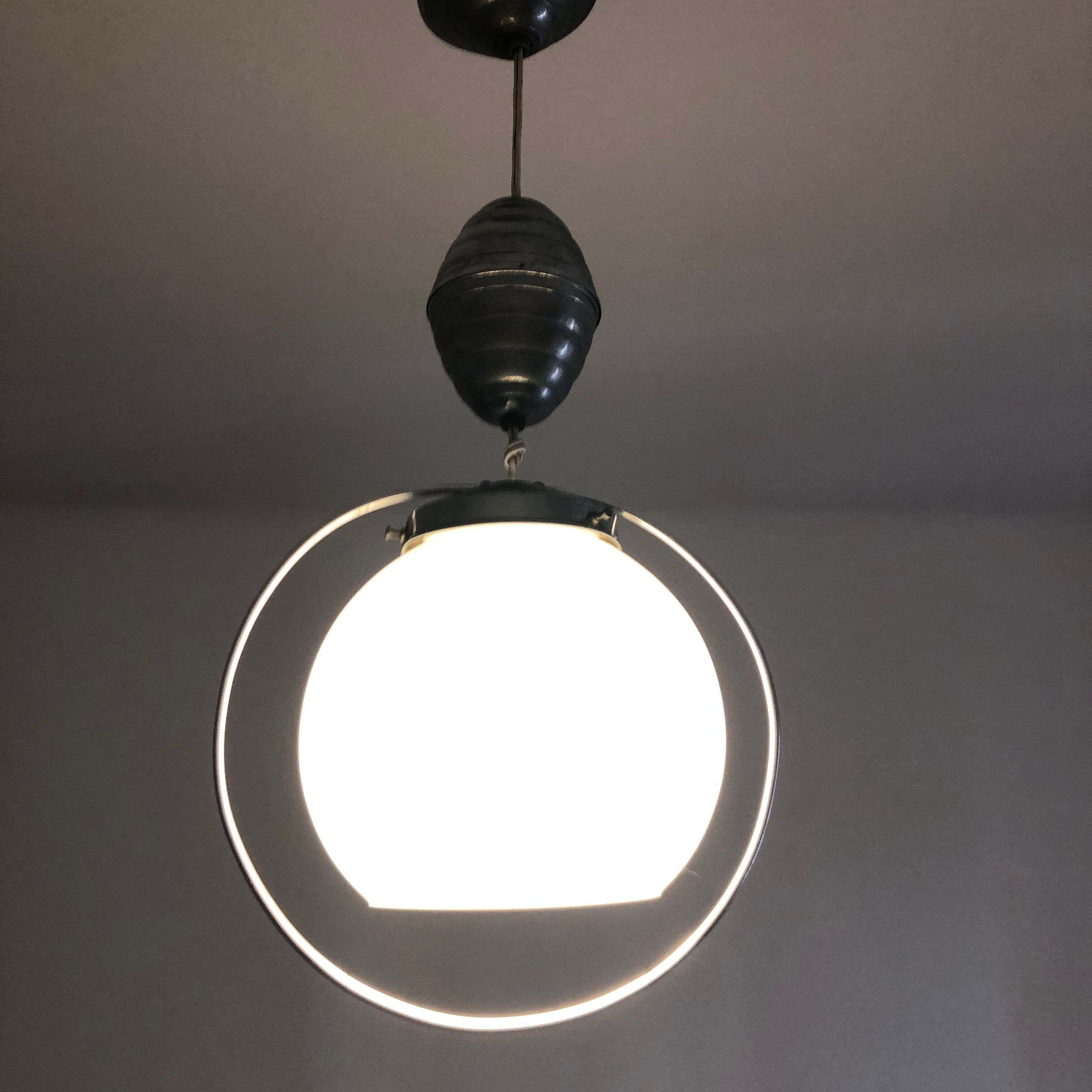 White opaline hanging lamp rises and drops vintage 1930 57cm