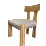 Chaise en bois massif avec assise aspect lin