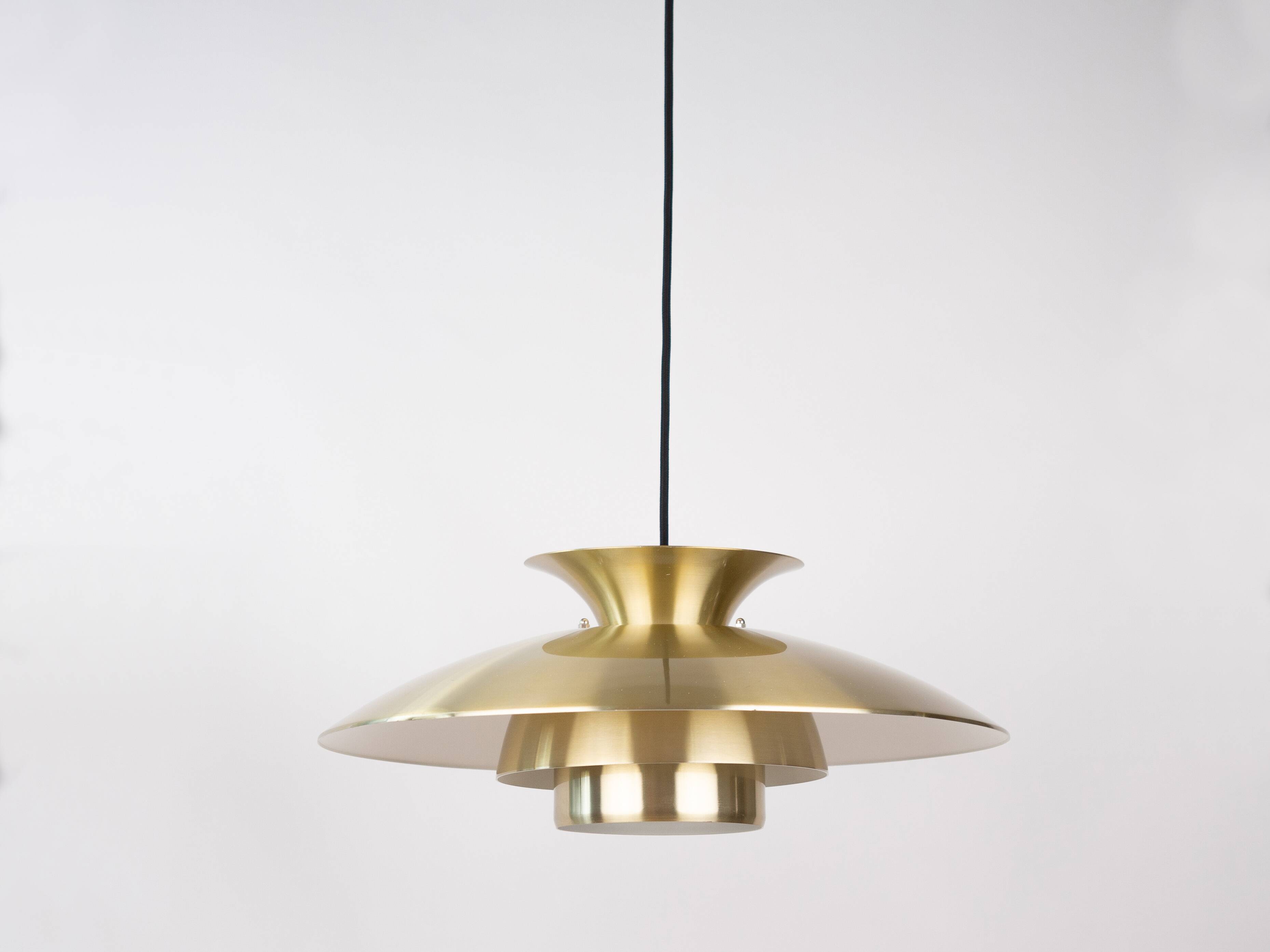 Suspension vintage danoise des années 1980