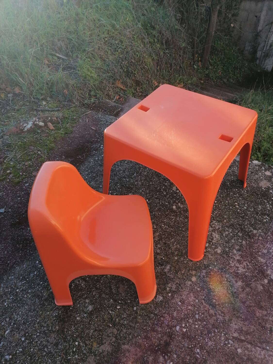 Children's orange table and chair set Progarden Italy