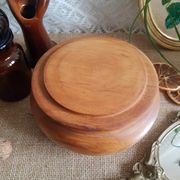 Round box with olive wood lid - vintage