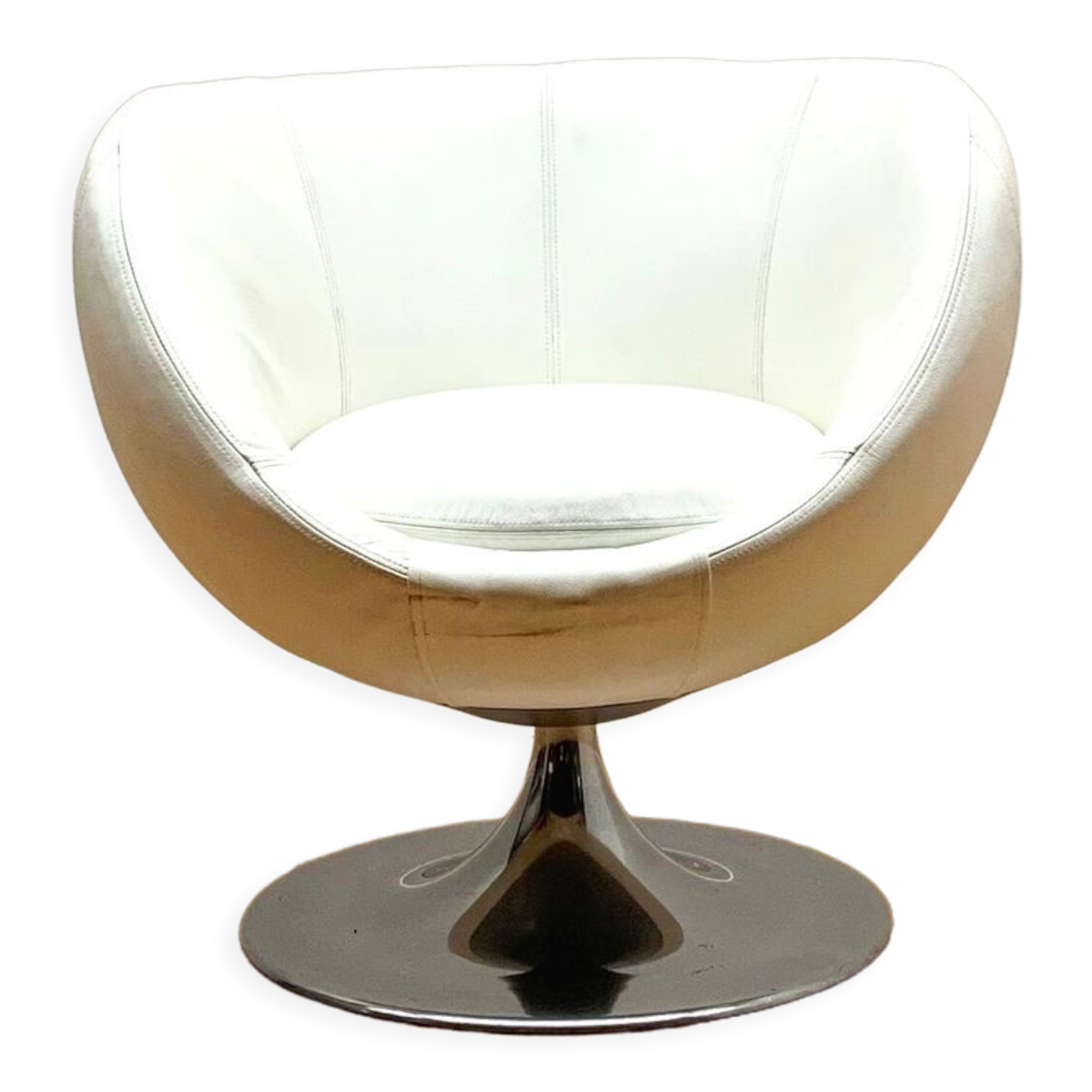 Ball armchair, Via Della Spiga