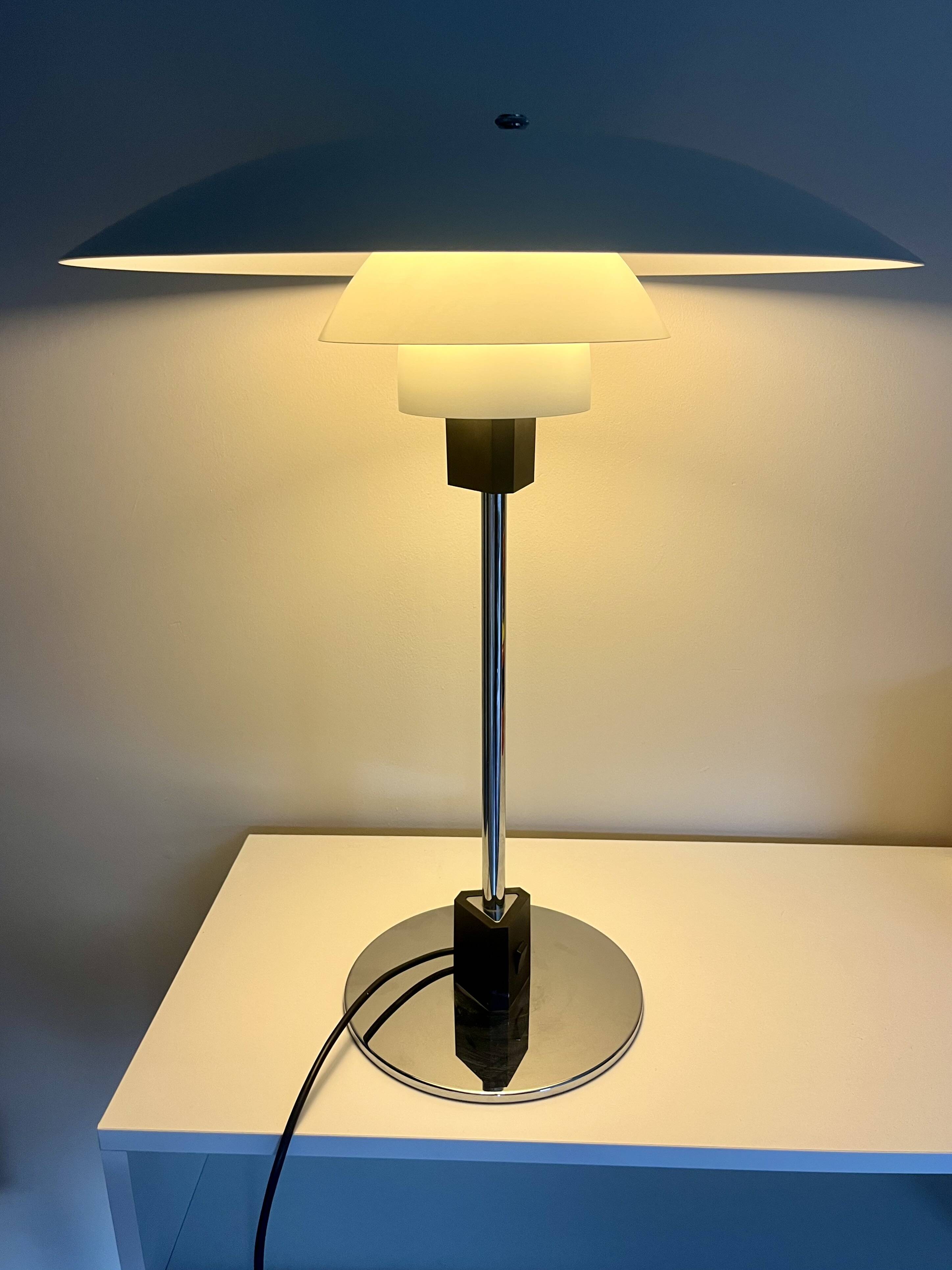 Louis Poulsen PH 4/3 table lamp