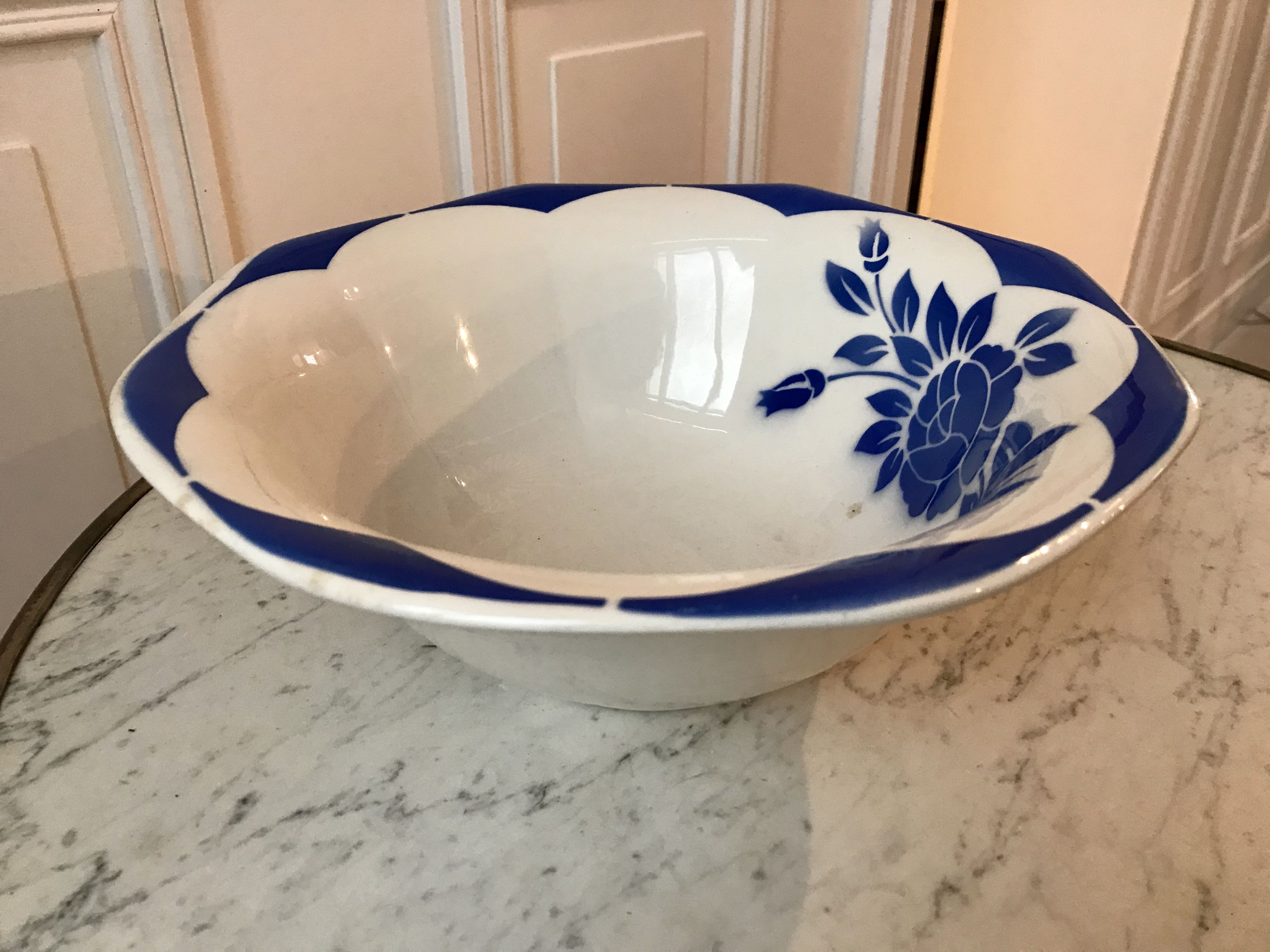 Salad bowl Digoin Sarreguemines Corsica blue 40s-50s