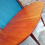 Expandable roundtable