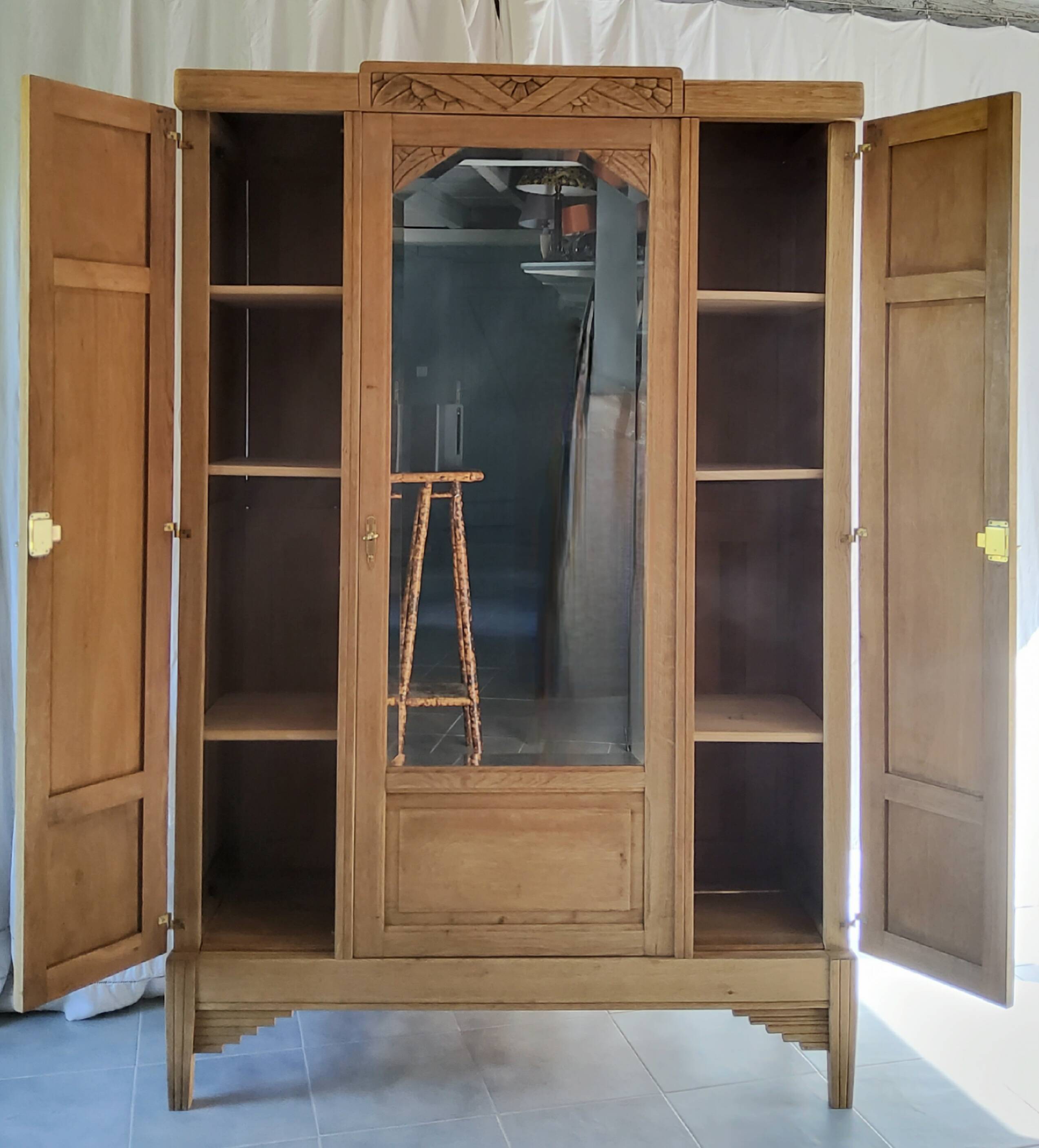 Armoire Art déco rénovée