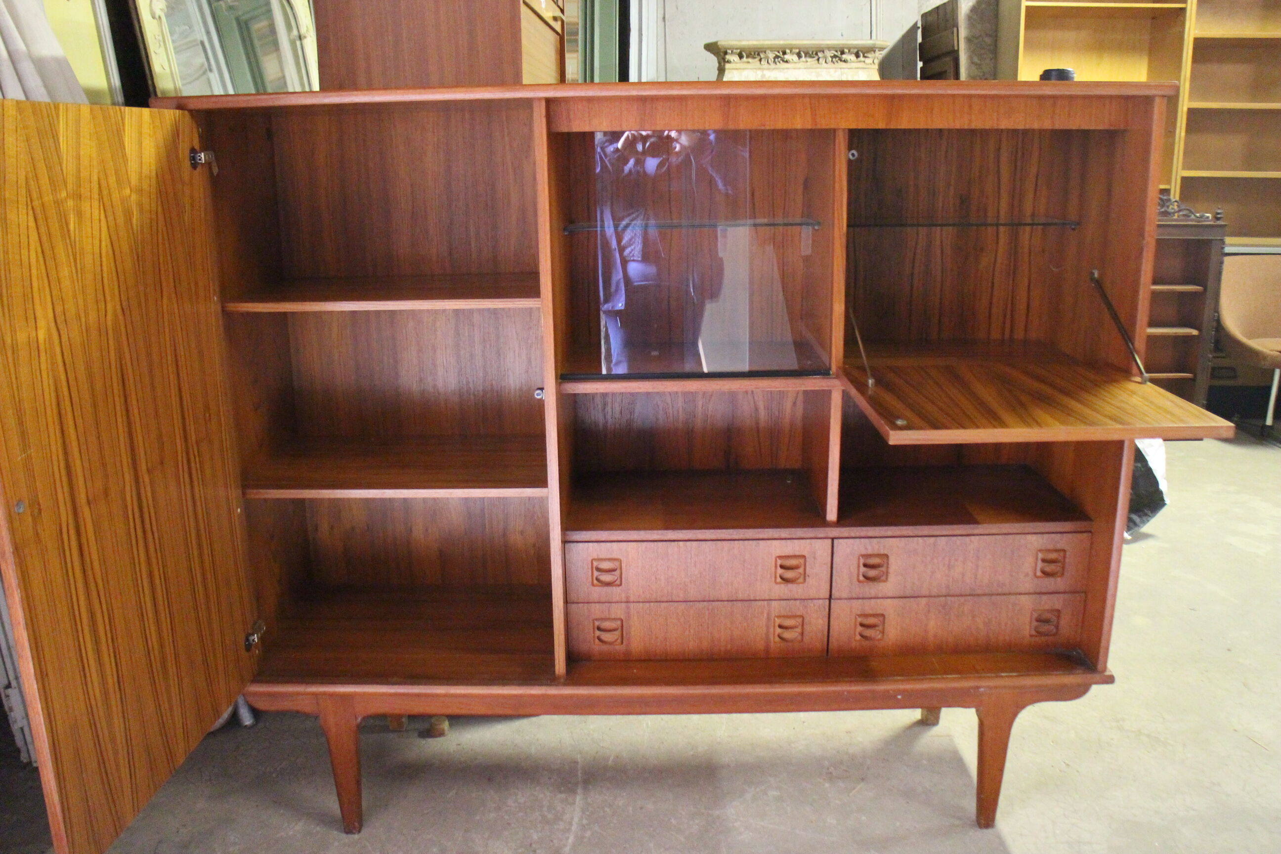 Meuble bar scandinave en teck