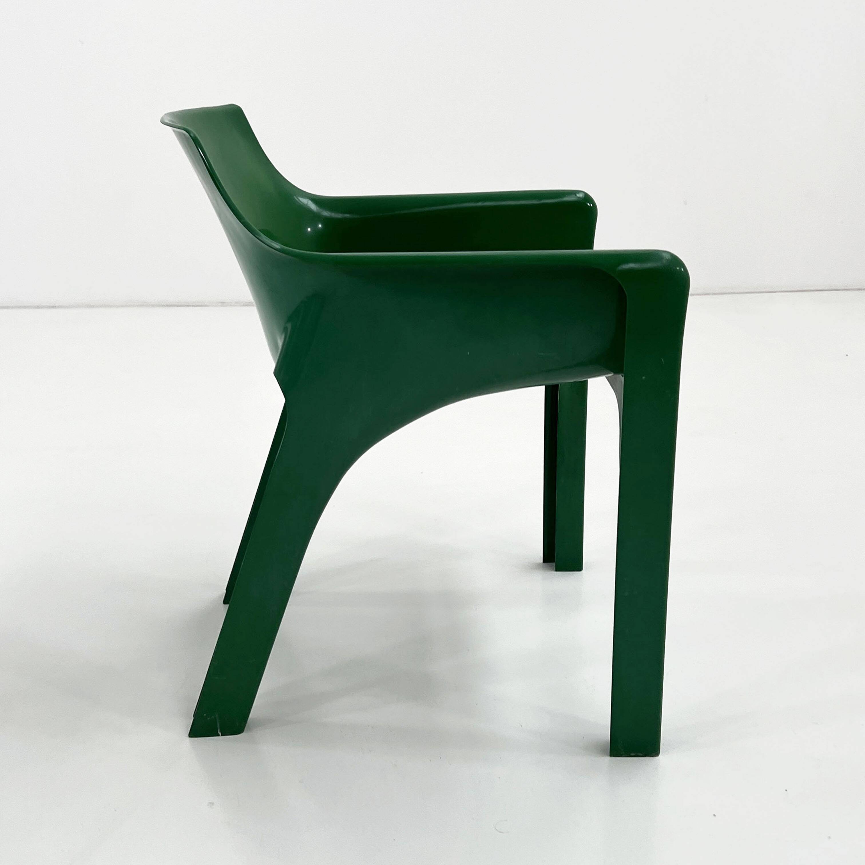 Fauteuil Vert Gaudi de Vico Magistretti pour Artemide, 1970