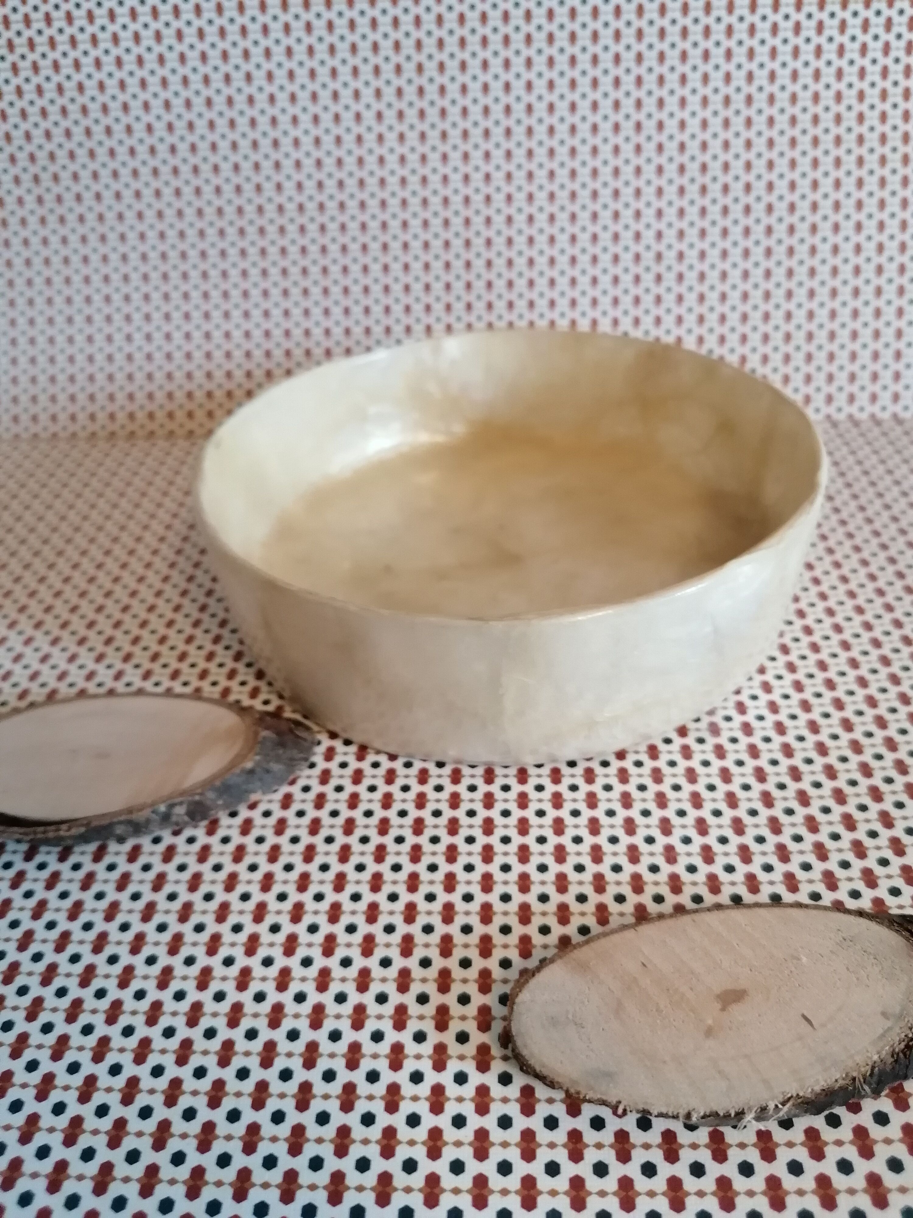 Decorative cup in mother-of-pearl, vintage 70s, bohemian chic