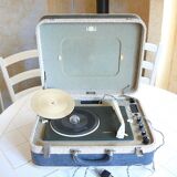 Valise  tourne disques barthe radio modèle lenco année 1950