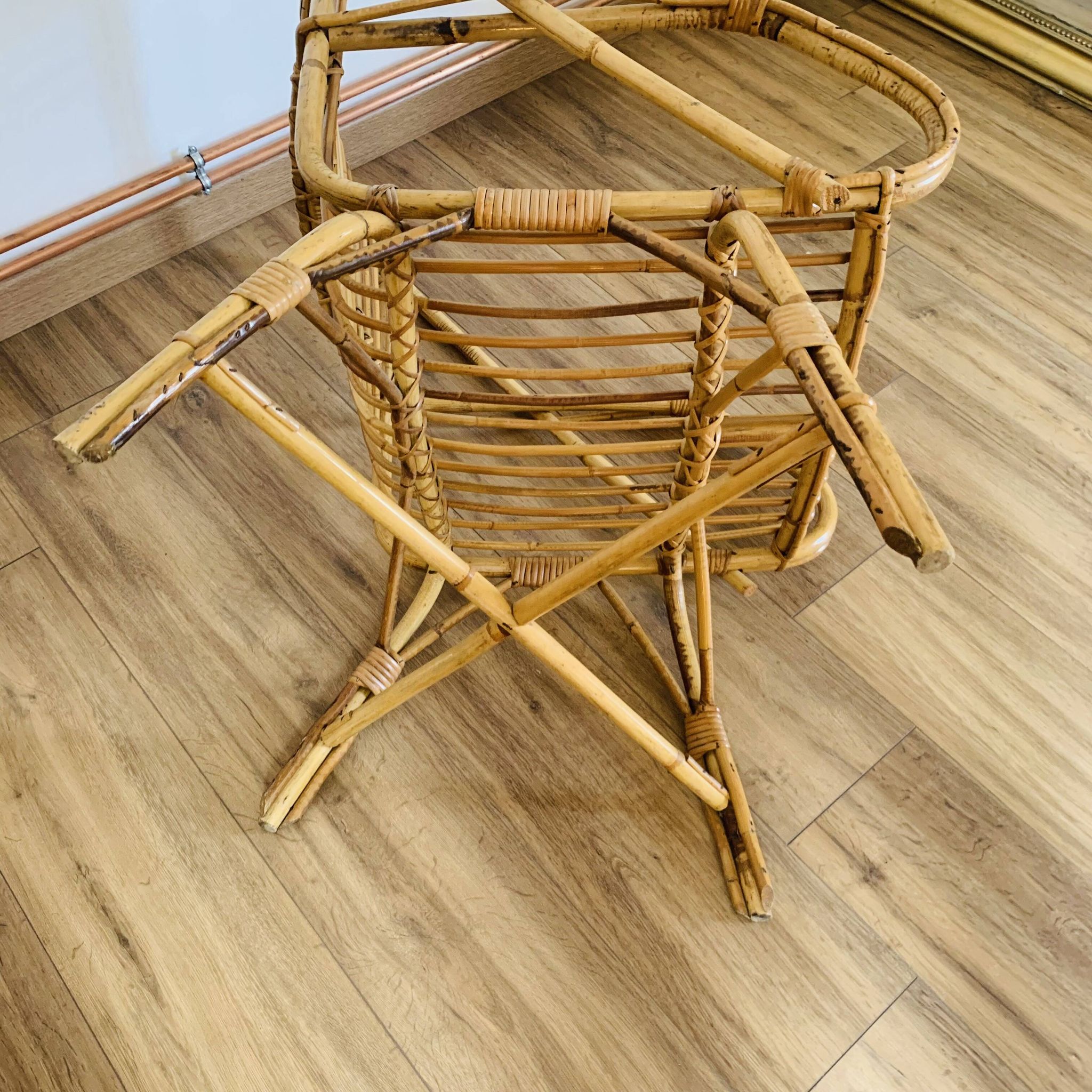 Fauteuil cubique en rotin