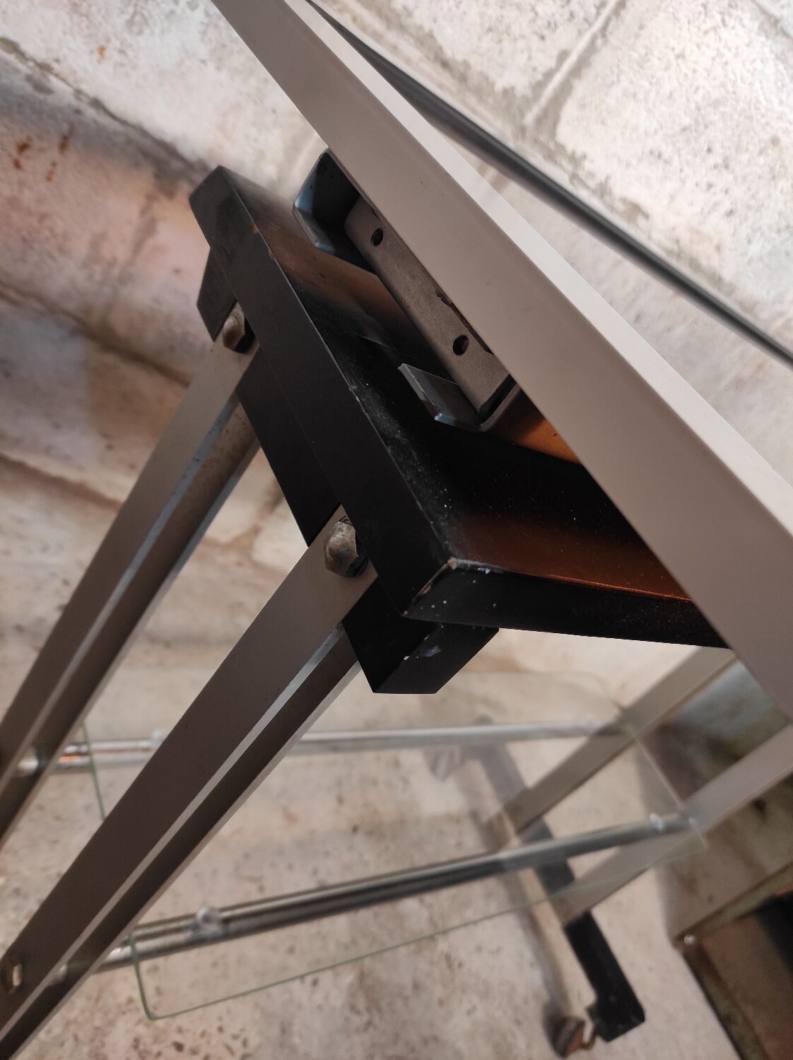 1970 glass and metal service