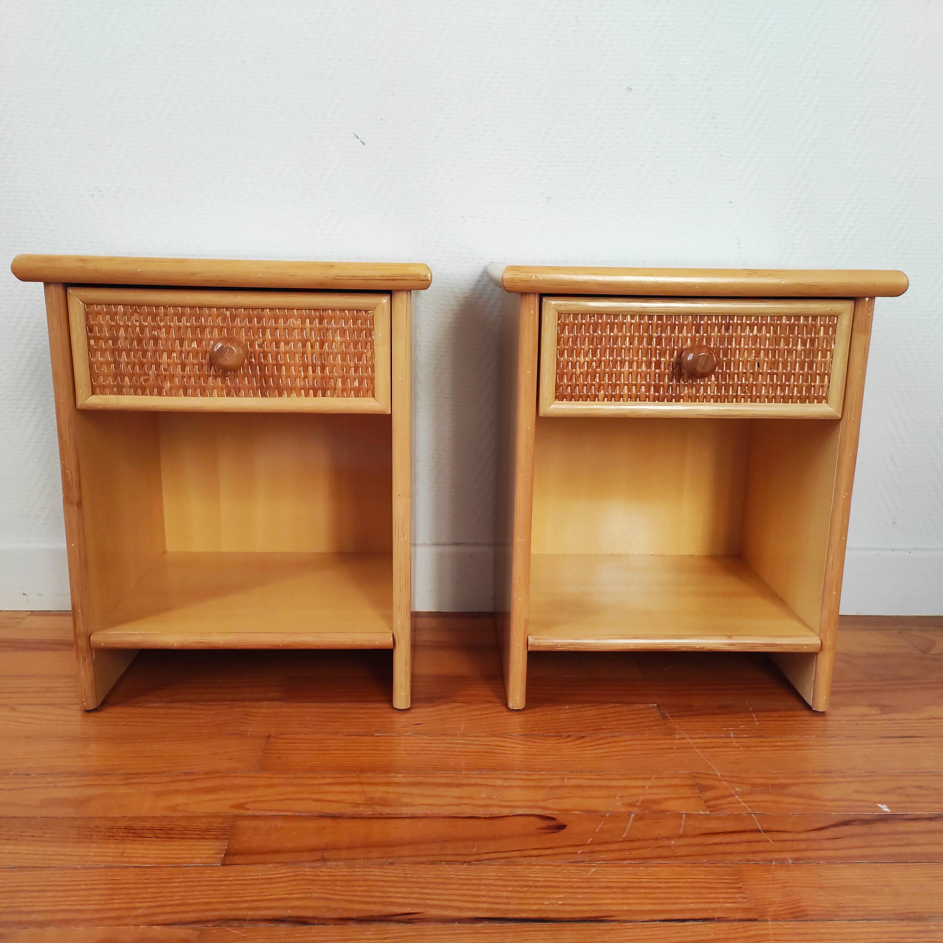 Pair of vintage bedside tables in wood and rattan.