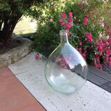 Lady jeanne in transparent glass