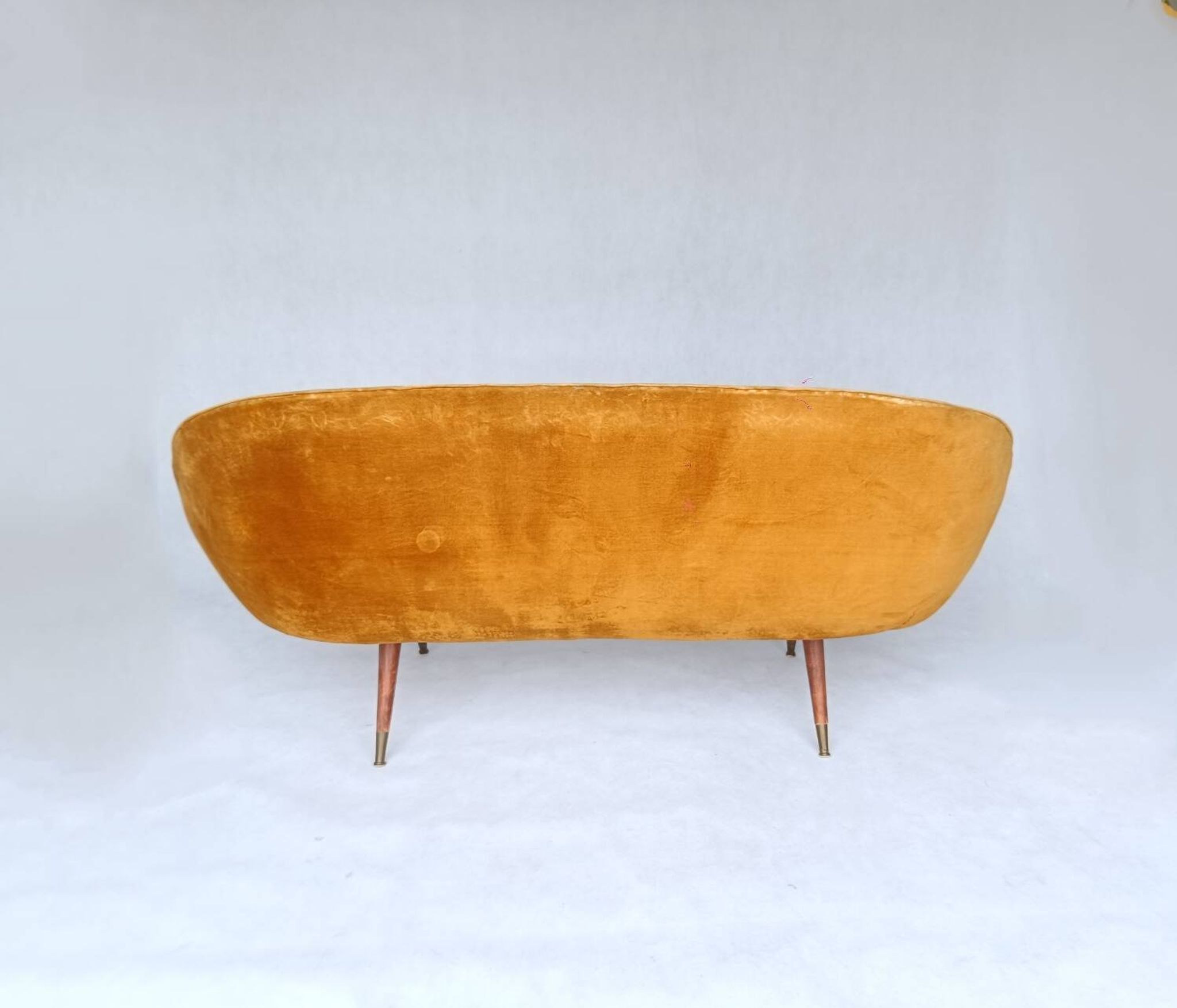 2 fauteuils œuf et canapé par Paged des années 50
