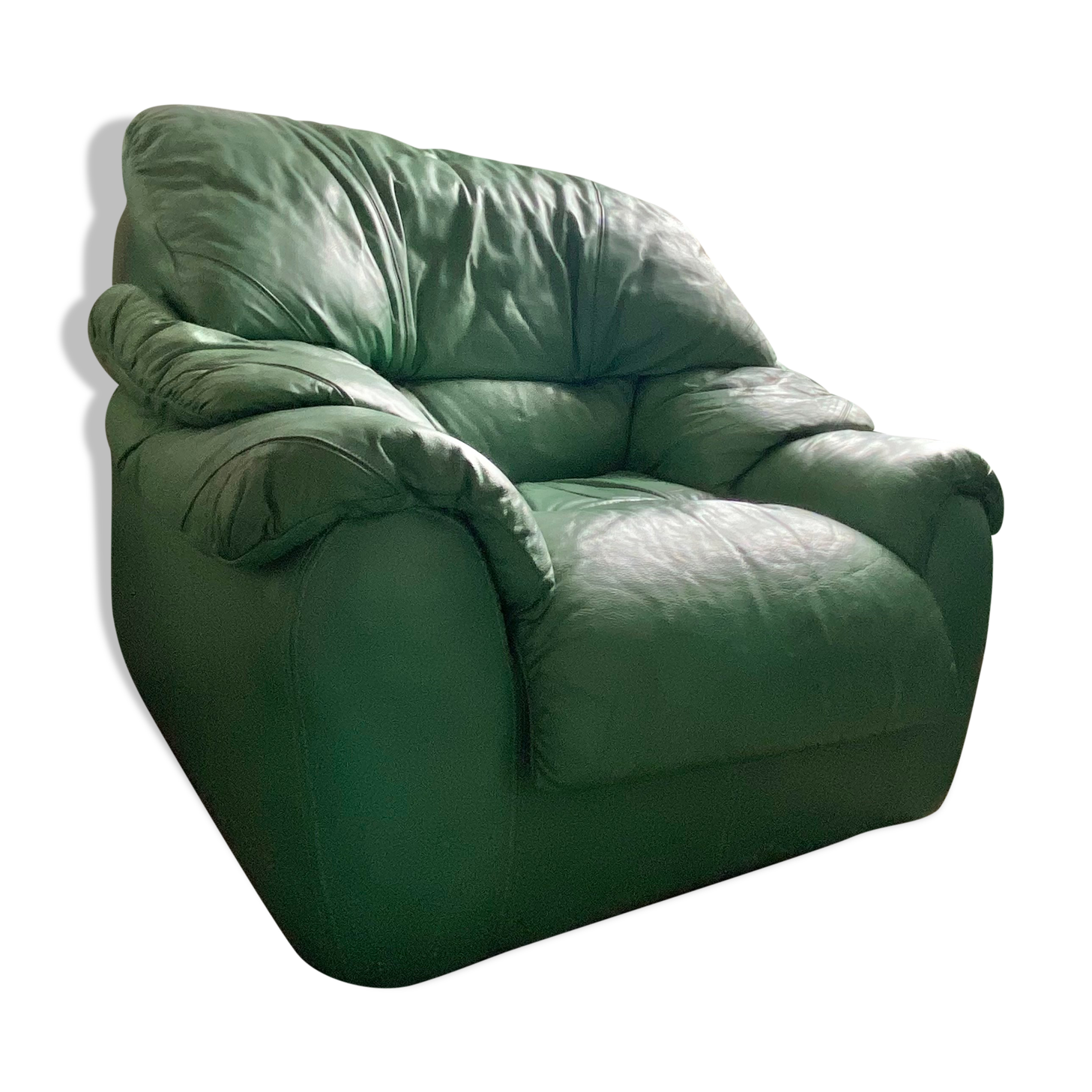 New armchair in vintage green leather