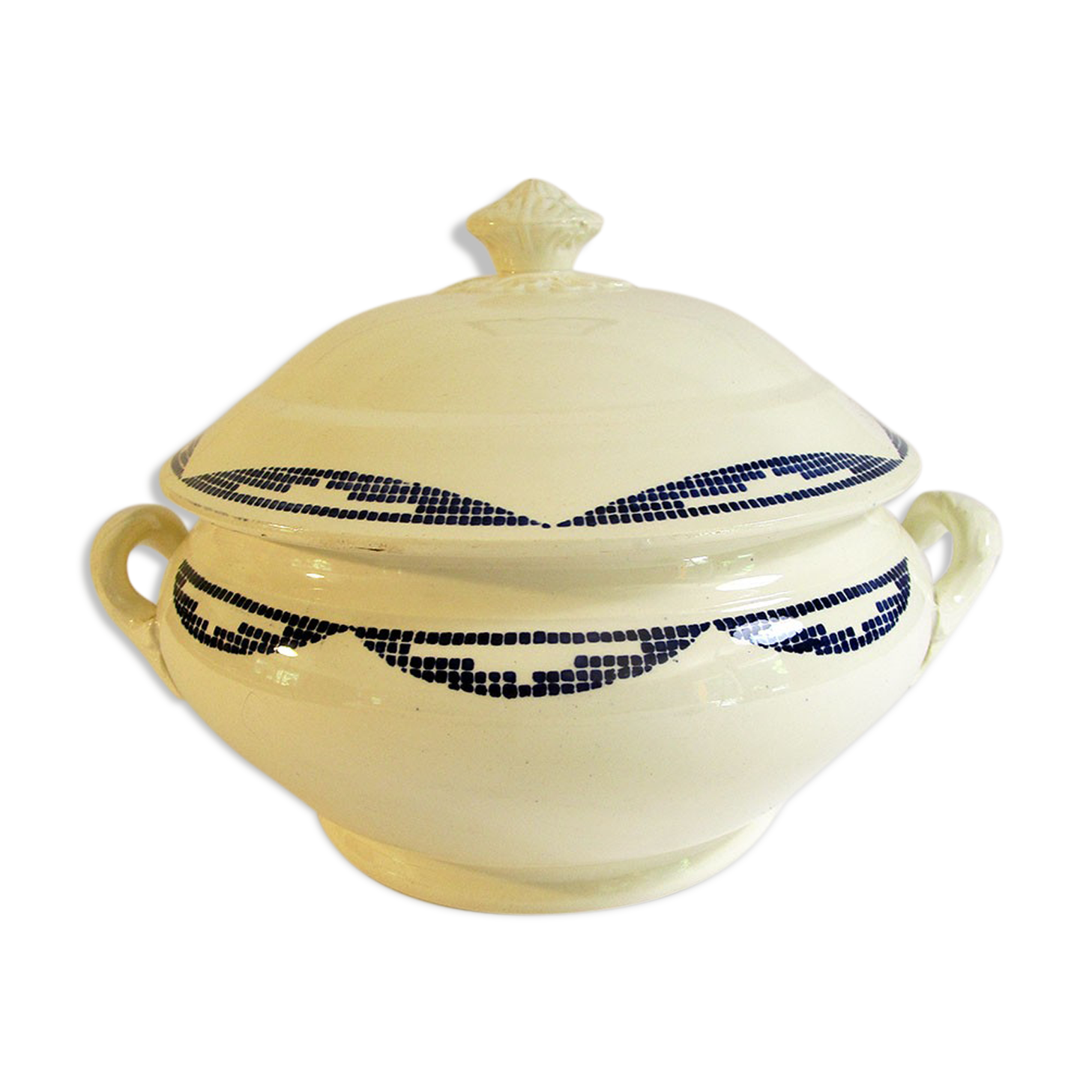 Givors earthenware soup pot