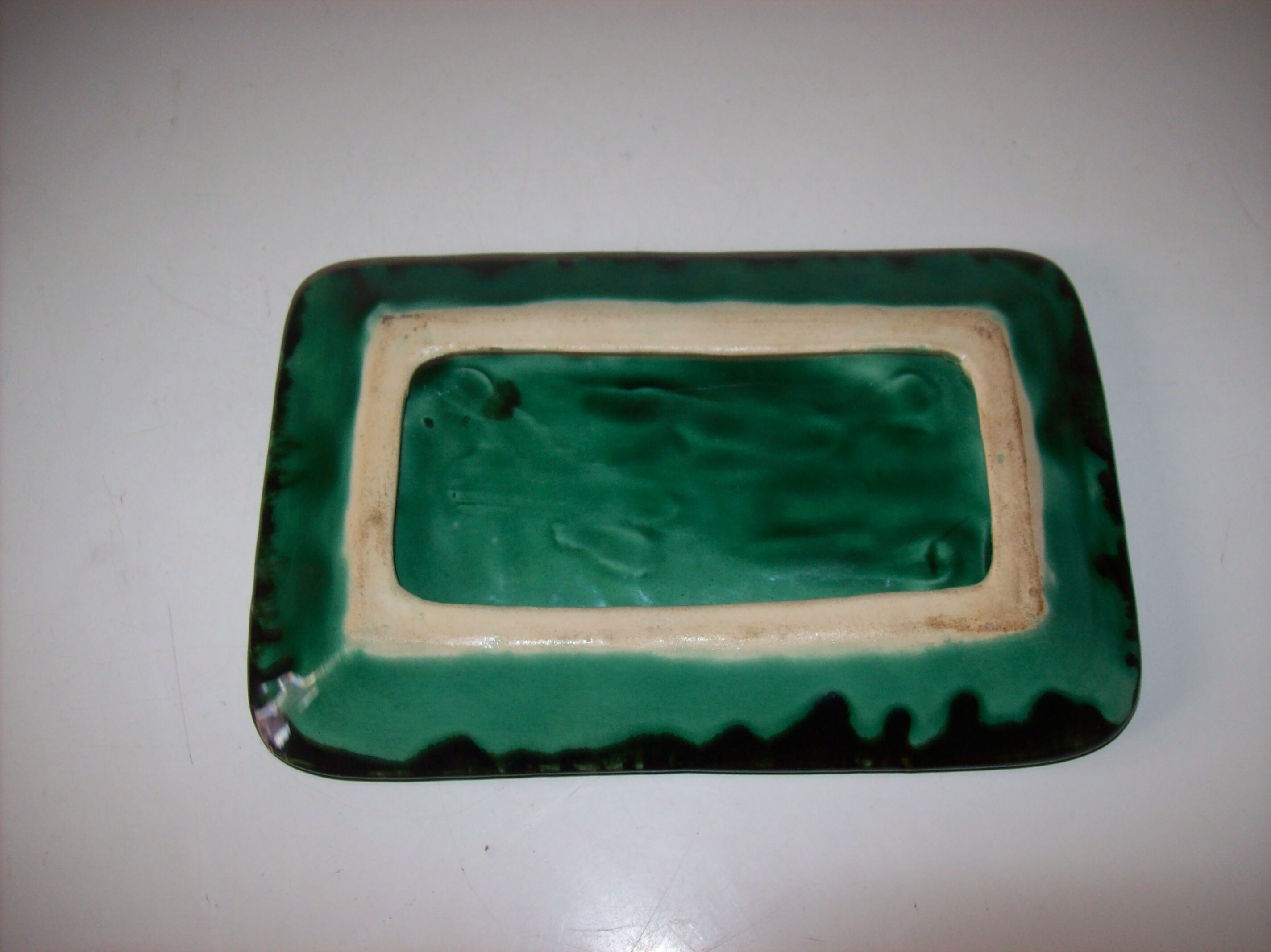 Butter dish