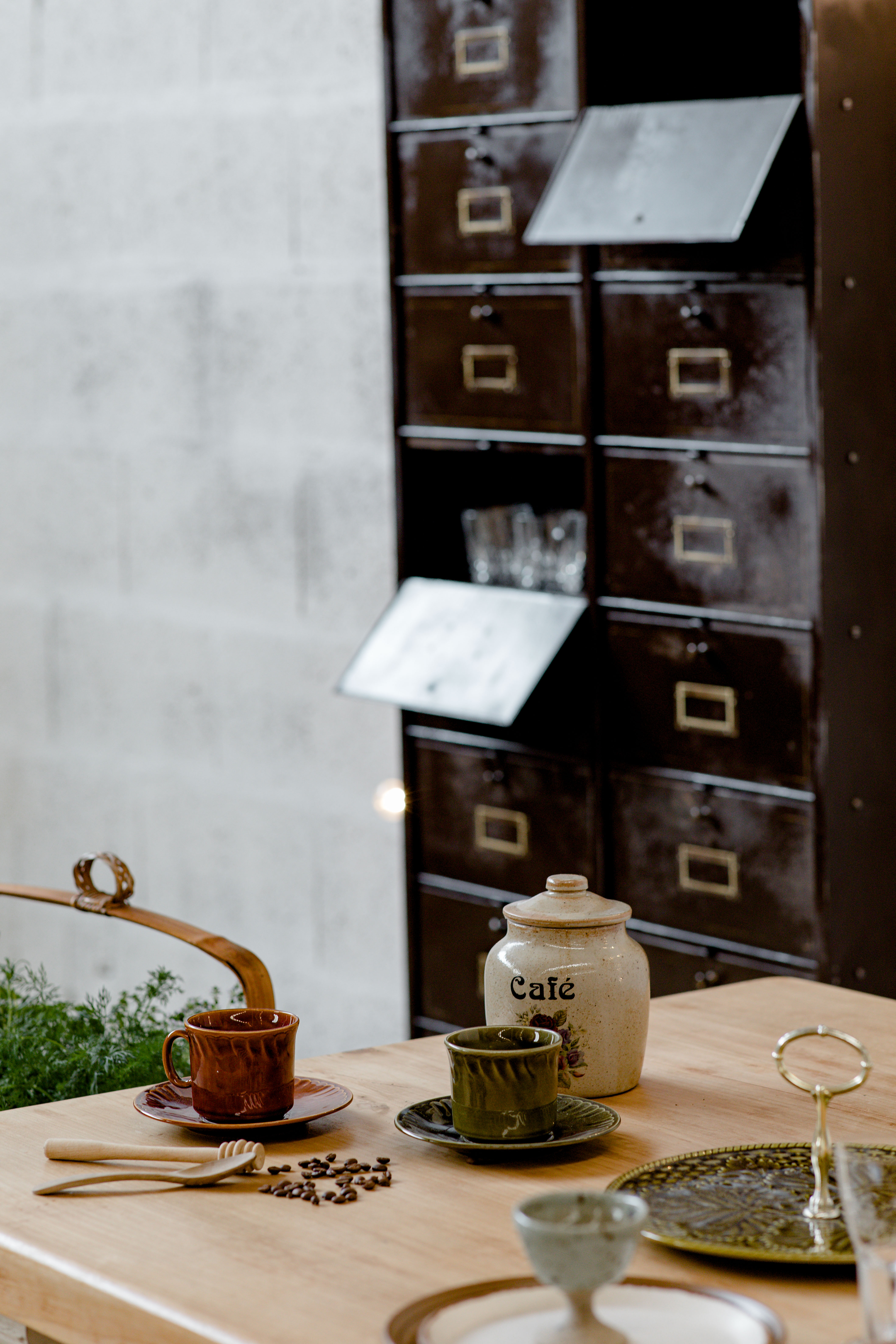 Industrial locker cabinet with valves "Statice"