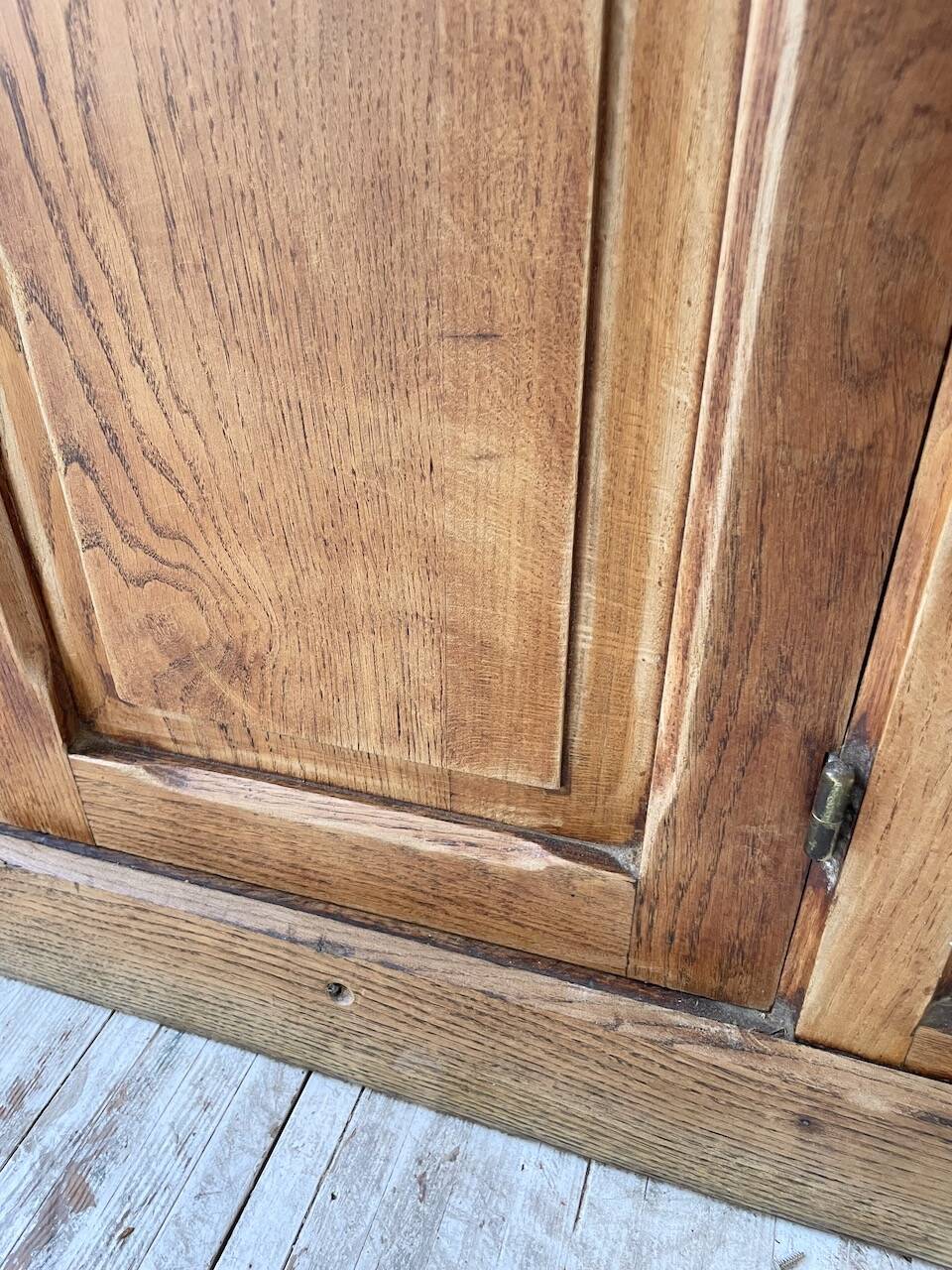 XXL solid oak counter sideboard