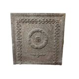 Plaque de cheminée couronne