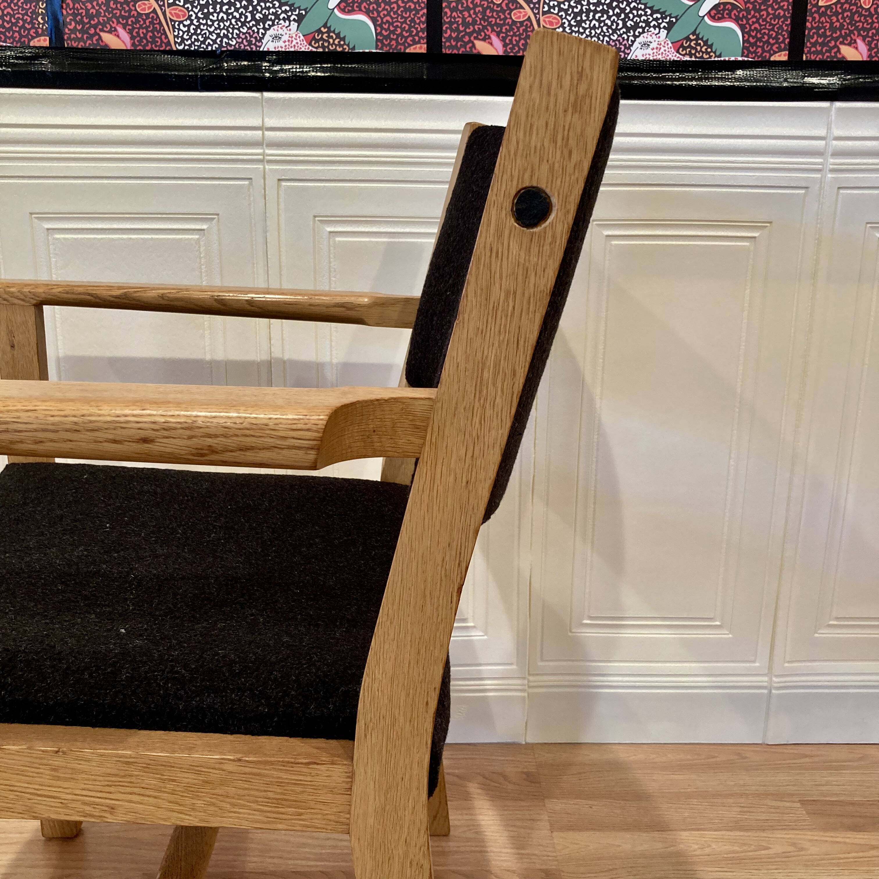 Set of 4 armchairs stamped Hans Wegner "Scandinavian design" 1960.