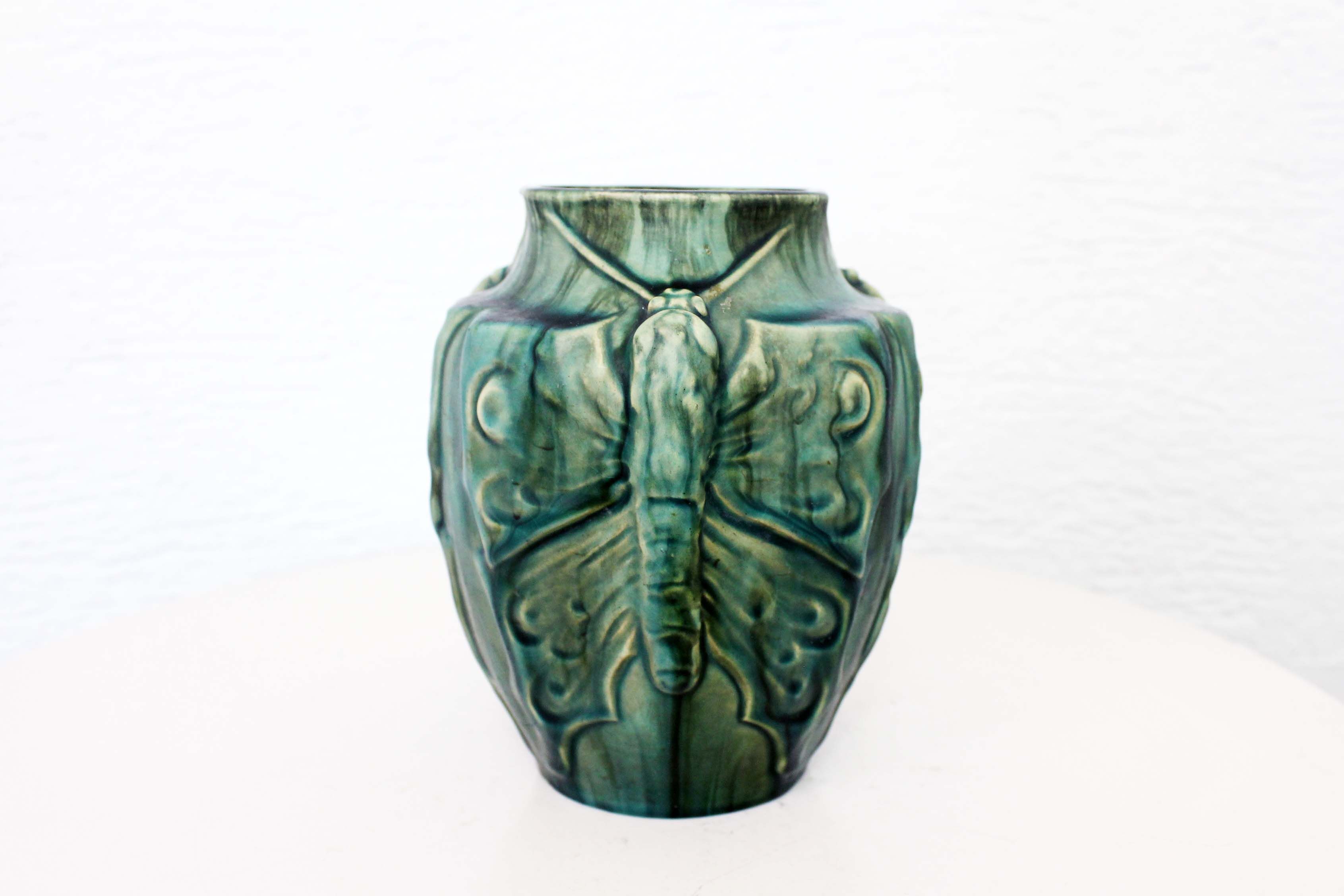 Vase par Eugène Baudin potterie de Monaco XIXème